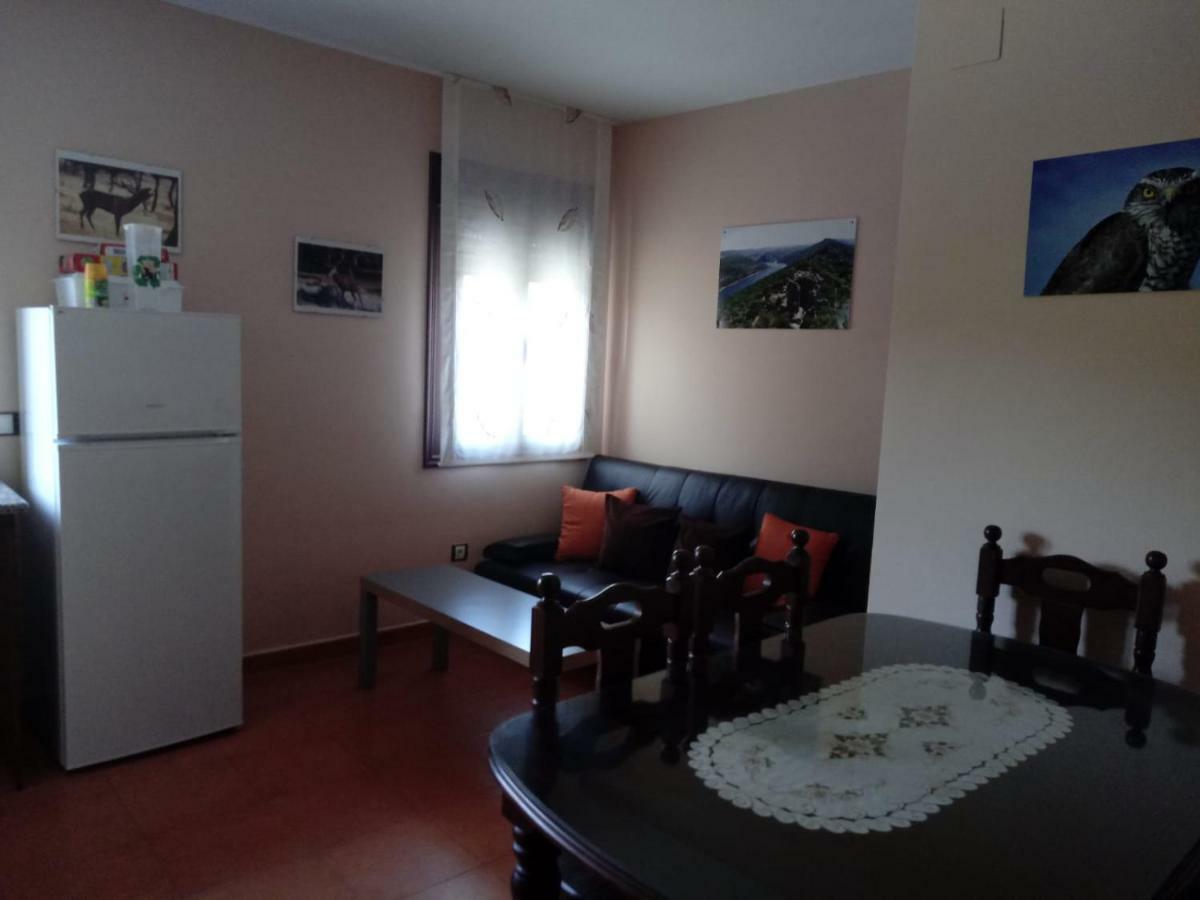 Casa Rural Al-Mofrag Y Apartamentos El Mirador De Monfraguee Villarreal de San Carlos Extérieur photo